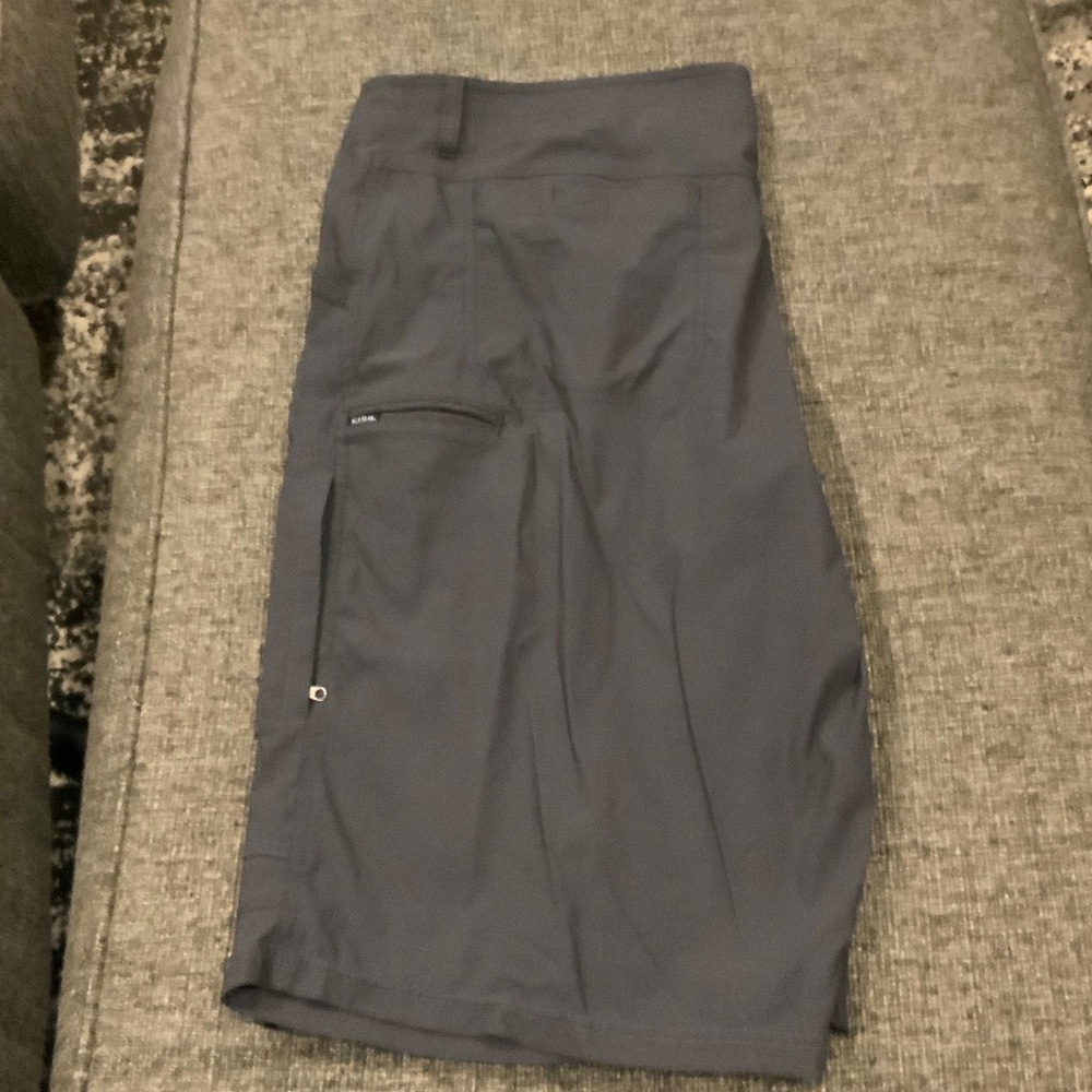 Kuhl Men's Grey Flat Front Shorts - Picture 6 of 7